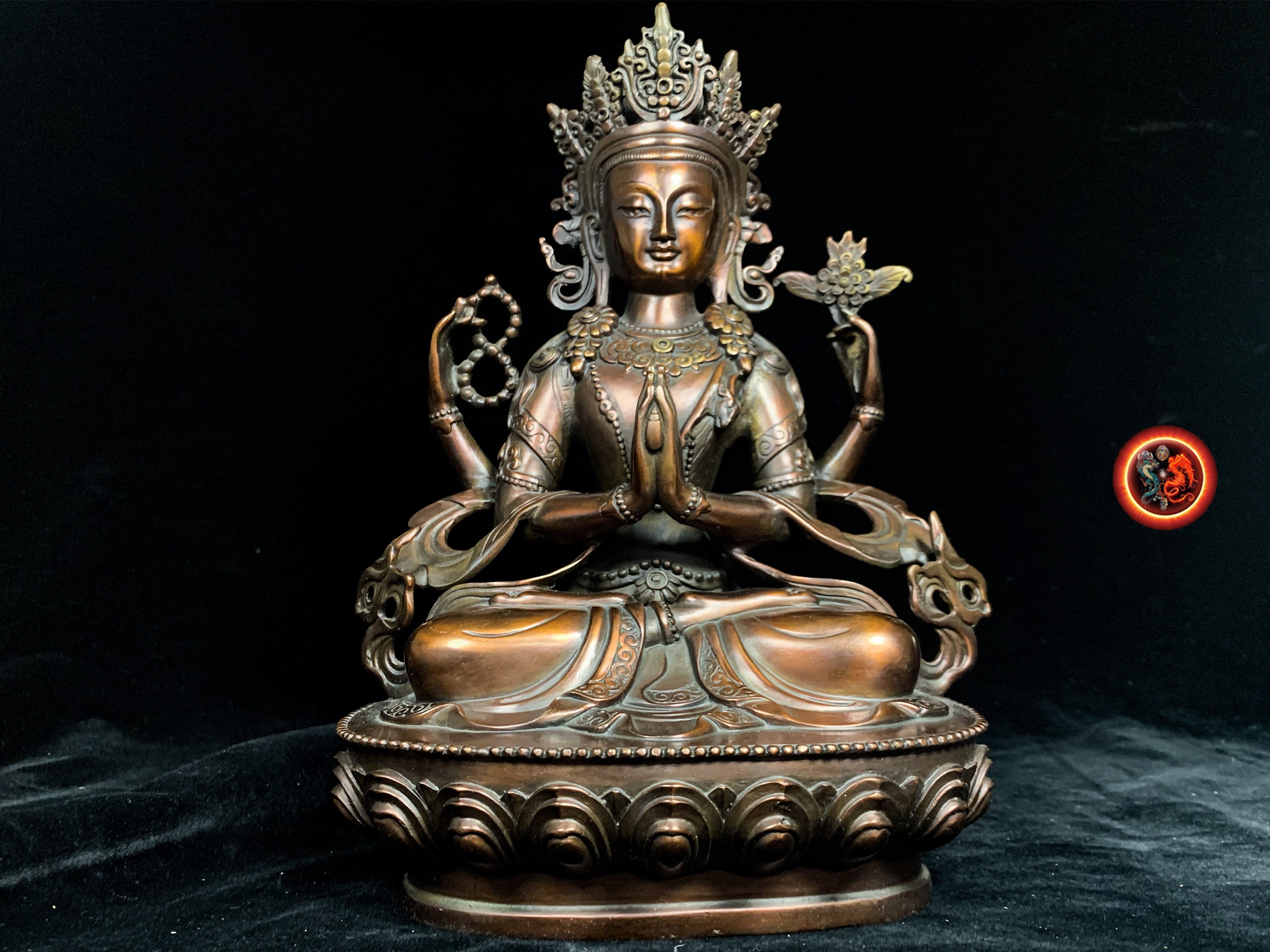 Statue Bouddhiste en Bronze. Statue Bouddha Tibétaine. Bodhisattva Chenrezi/ Guan Yin/ Avalokitesvar