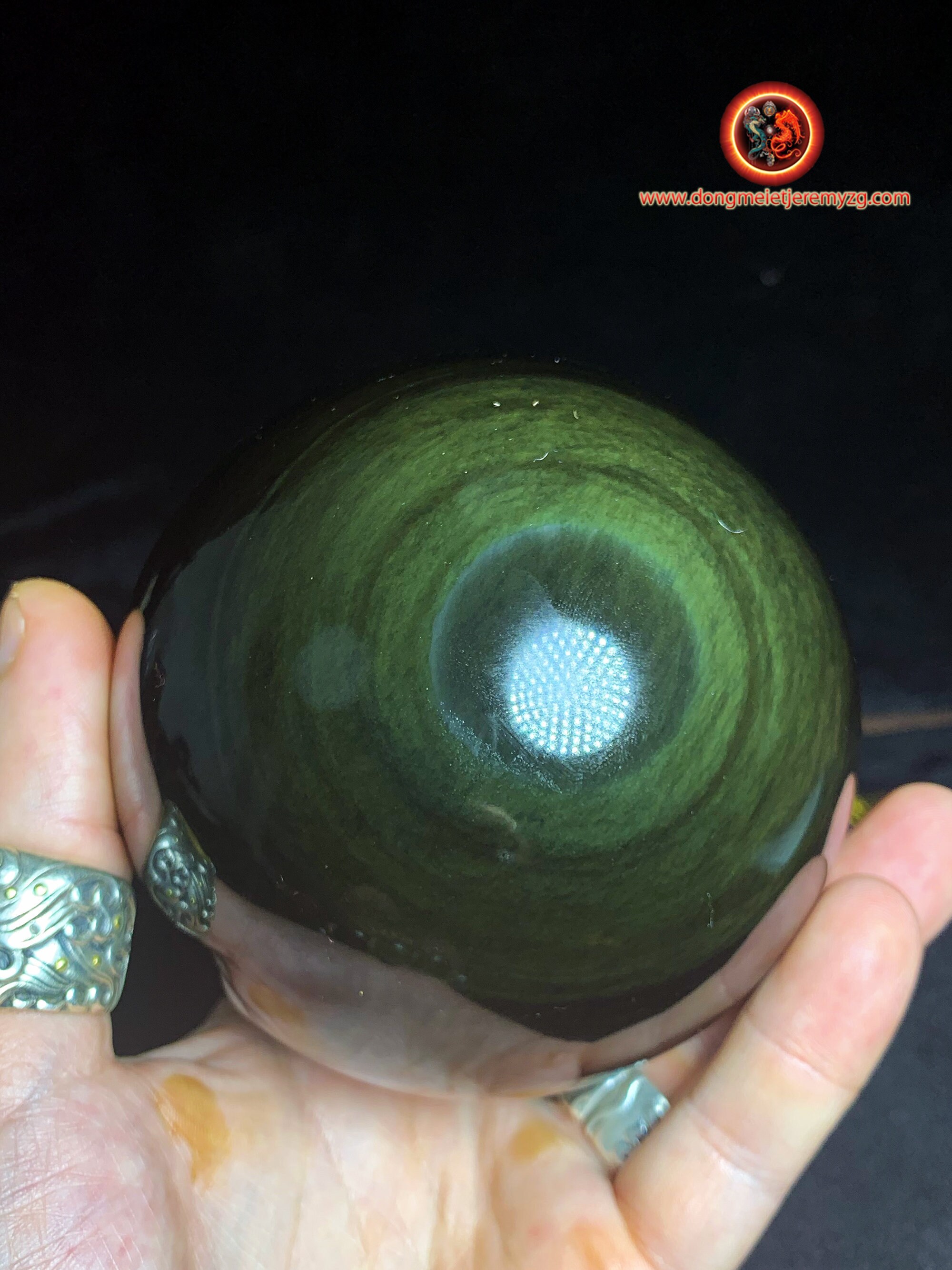 Grande Sphère en Obsdienne, Obsidienne Oeil Celeste de Qualité A+. 1.180 Kg 11 cm Diamètre. Obsidien