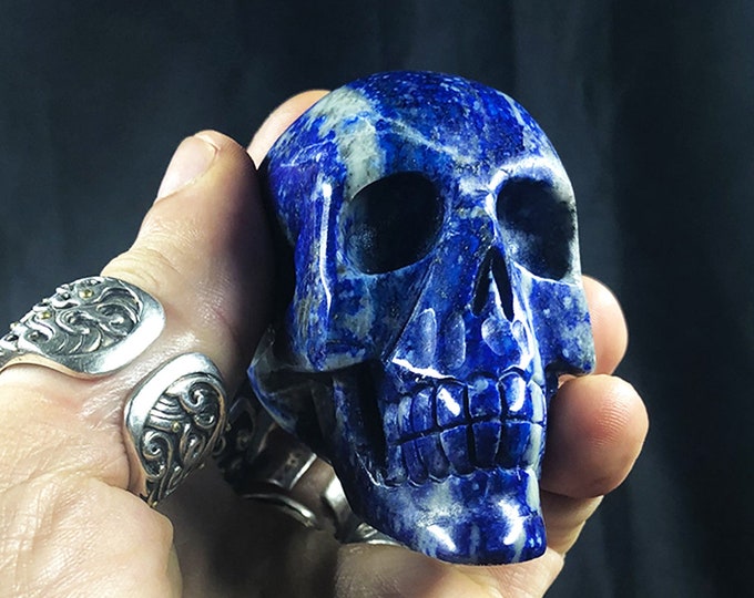 Lapis lazuli crystal skull entirely handmade single piece 6/5.5/3cm 0.255kg
