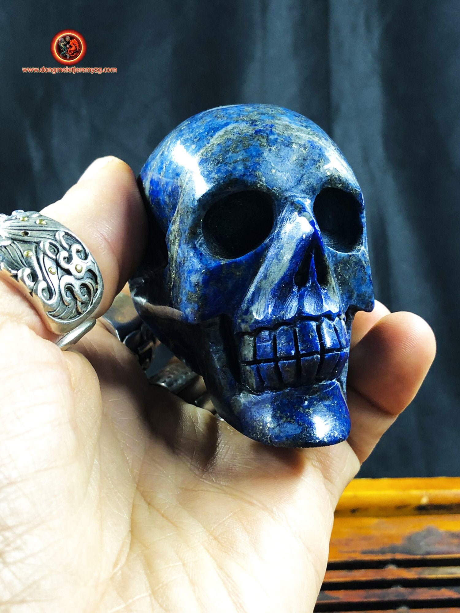 Crâne de Cristal en Lapis Lazuli Entièrement Réalisé à La Main Pièce Unique 6/6/4cm 0, 345Kg