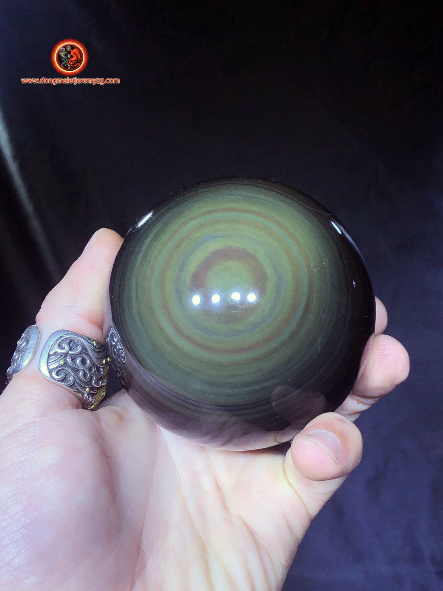 Grande Sphère en Obsidienne Oeil Celeste de Qualité A+. 0, 713 Kg 8, 75cm Diamètre 27, 5cm Circonfér