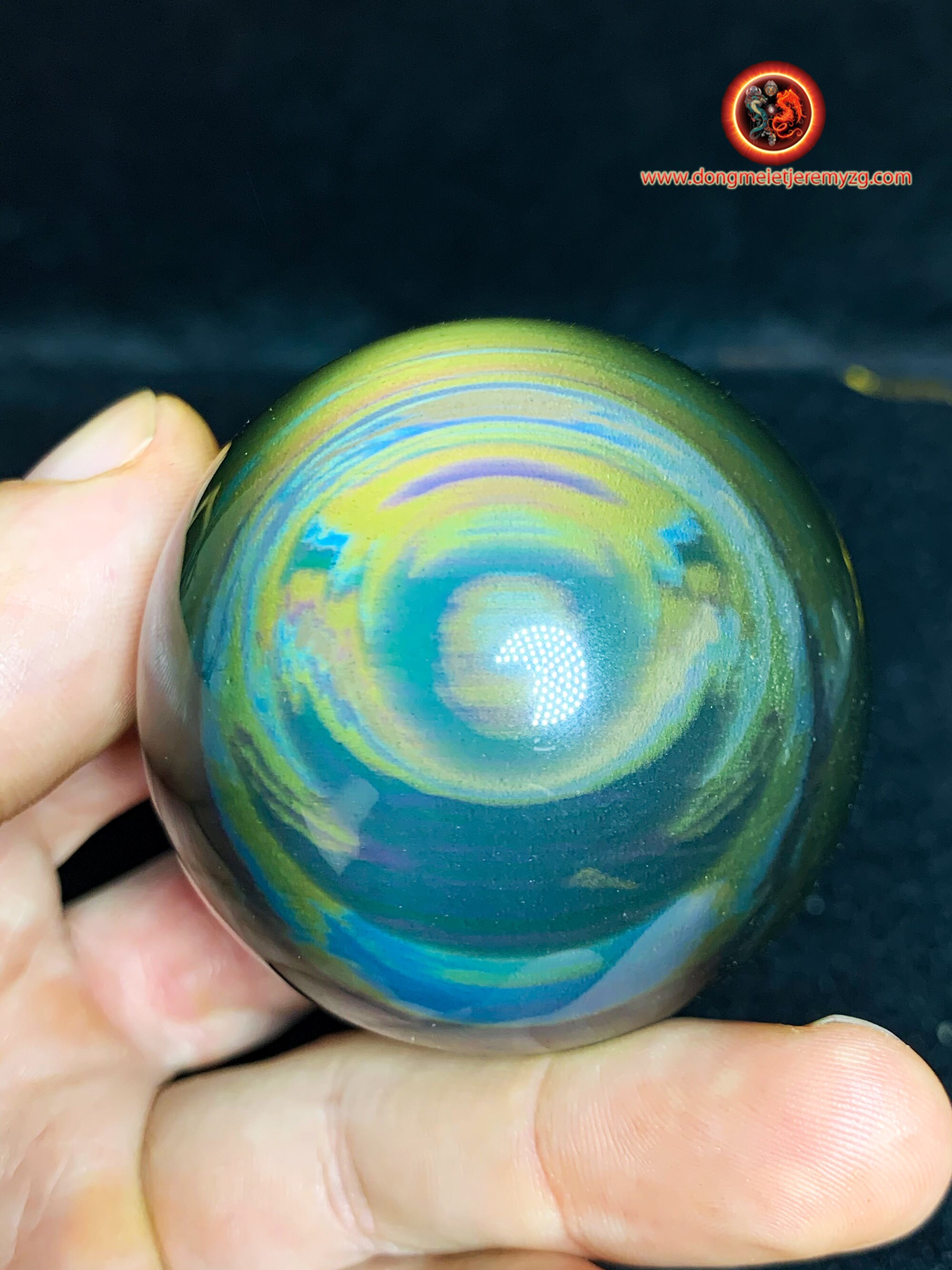 Exceptionnelle Sphère en Obsidienne Oeil Celeste Dite Mentogochol de Qualité Collection 54.13mm Diam