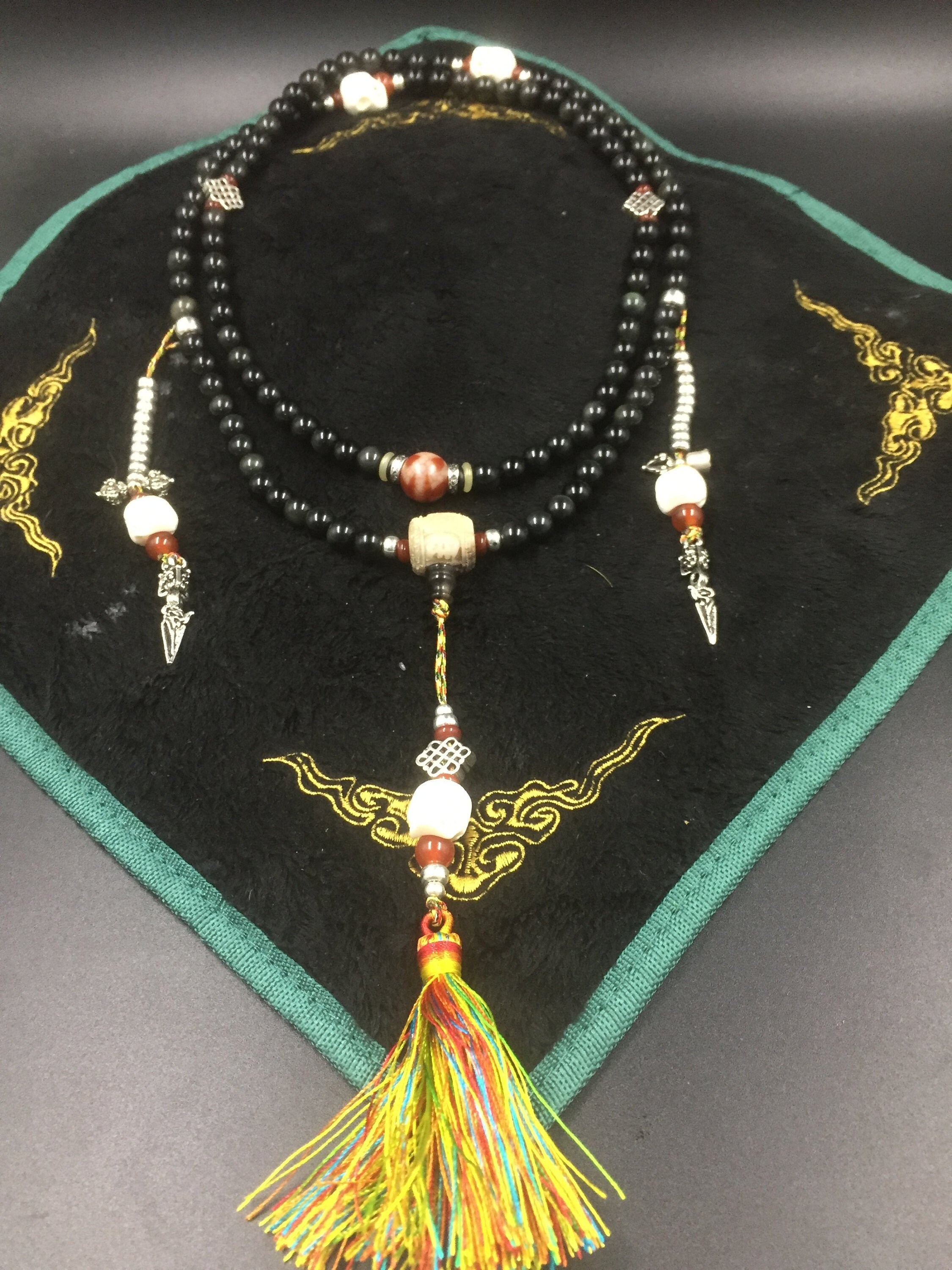 Mala de L'impermanence , Chapelet Bouddhiste, Obsidienne Oeil Celeste, Crâne Os Yack, Dzi ou Agate S