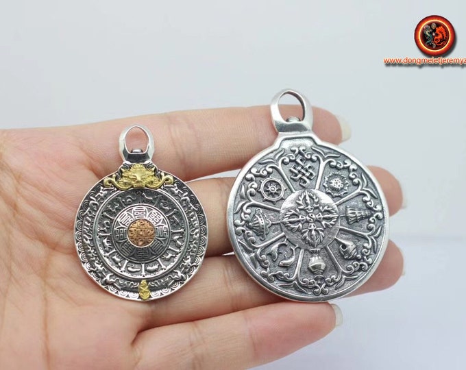 Buddhist amulet, Tibetan protection. Wheel of Buddhist life. 8 auspidy signs of Buddhism Silver 925 and Copper.