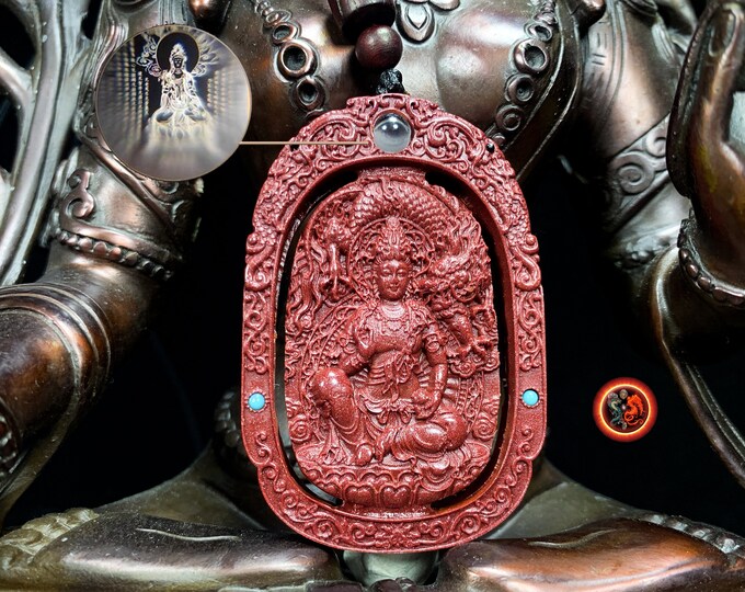 Pendentif, amulette bouddhiste tibétaine, bouddha. Samantabhadra. Cinabre. sutra du coeur en nanoscript. Protection bouddhiste. Avec cordon