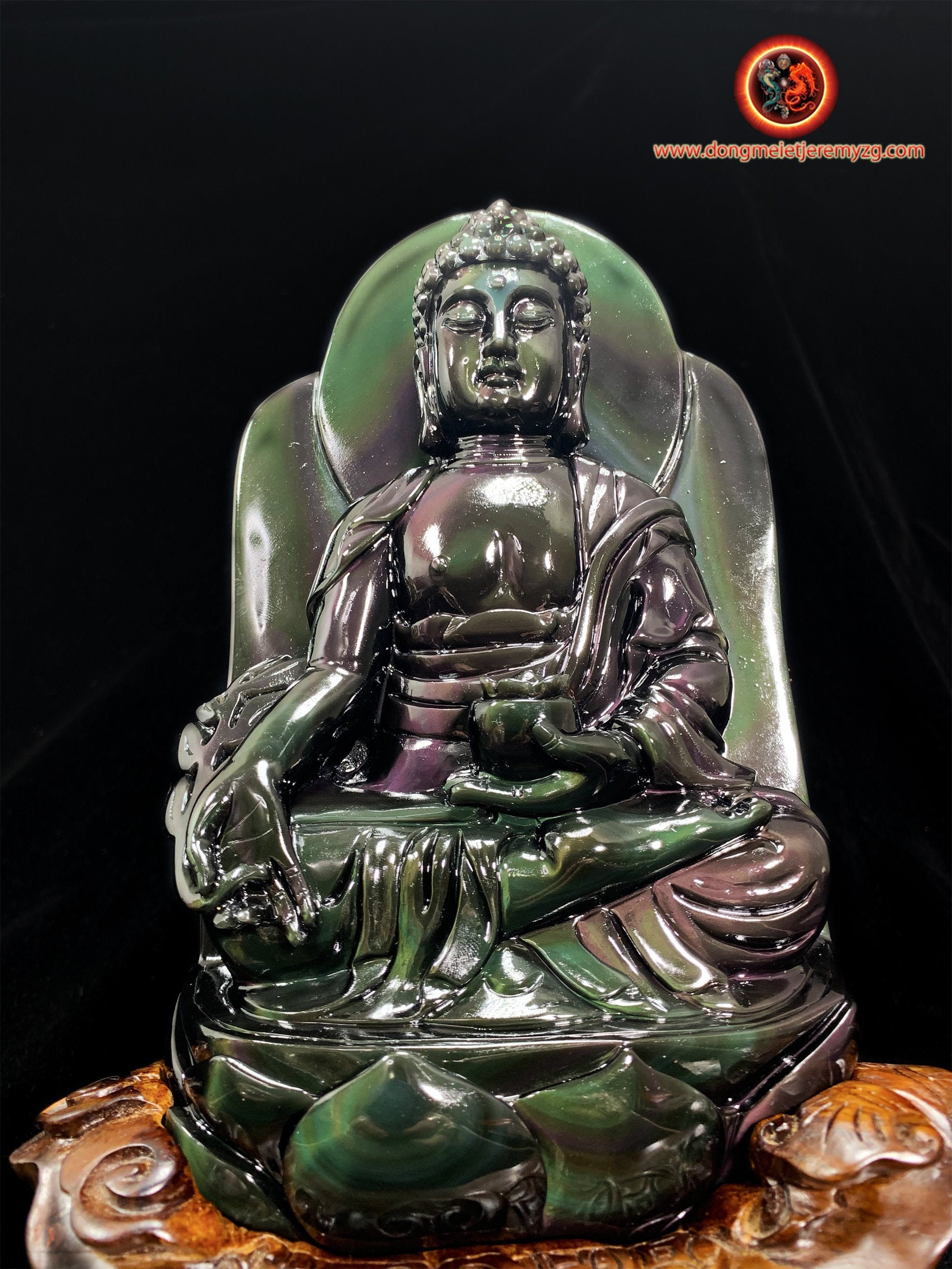 statue Bouddhiste Exceptionnelle et Unique. Bouddha Medecine, Bhaishajyaguru. Obsidienne Oeil Celest