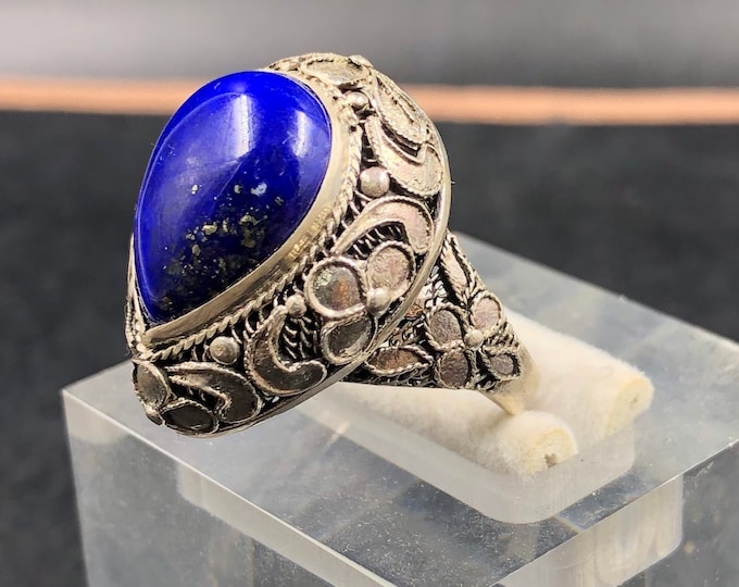 traditional ring, Pekinoise jewelry. Lapis lazuli . Silver 925. completely handmade, unique piece