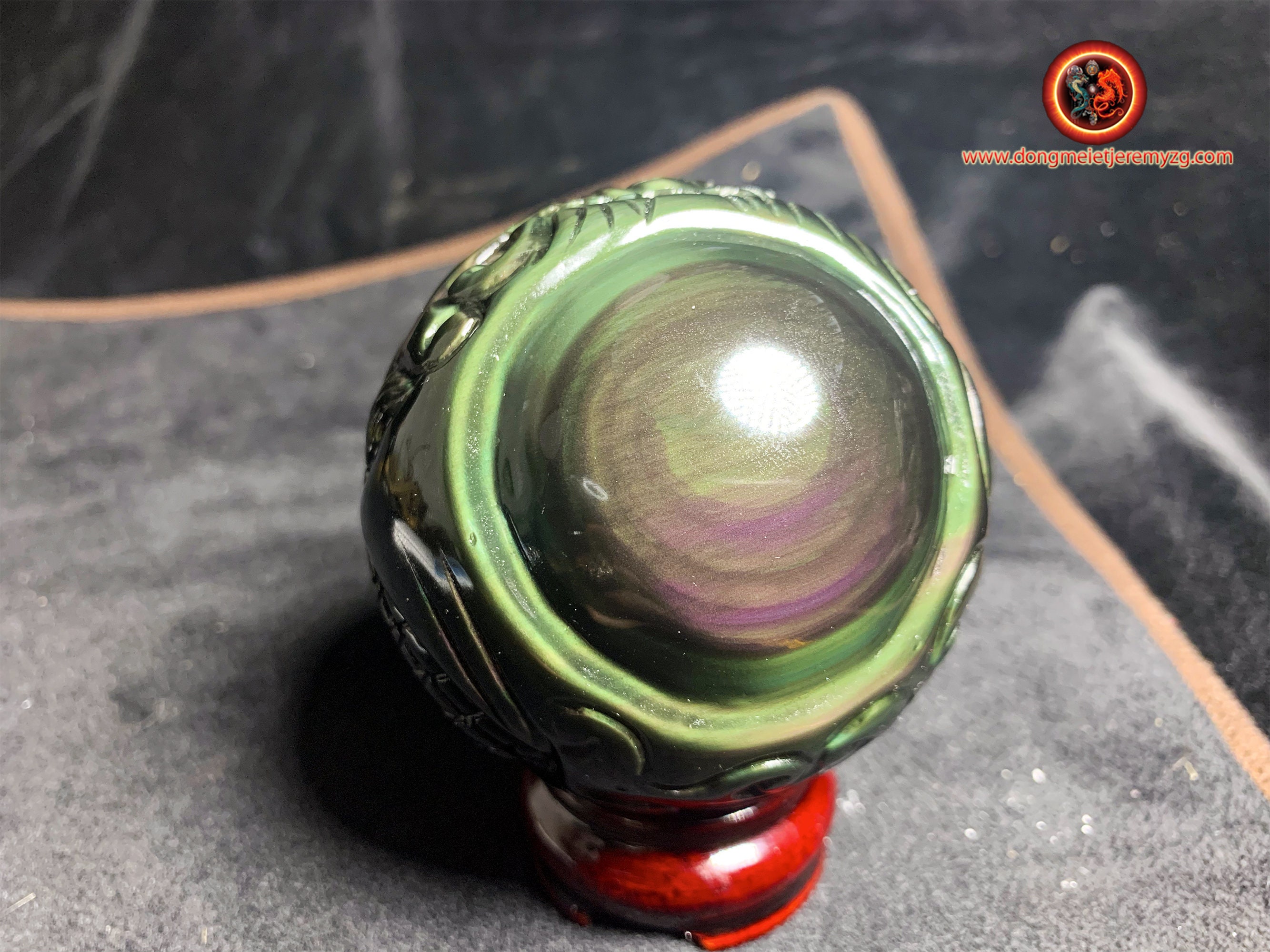Sphere Obsidienne Oeil Celeste. Dragon Ball. Dragon Entierement Sculpte A La Main. Dragon en Obsidie