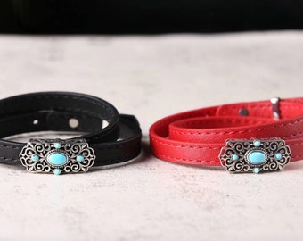 silver bracelet 925, turquoise from Arizona.  In red or black leather. Mantra of compassion "om mani padme hum" inscribed on the bracelet