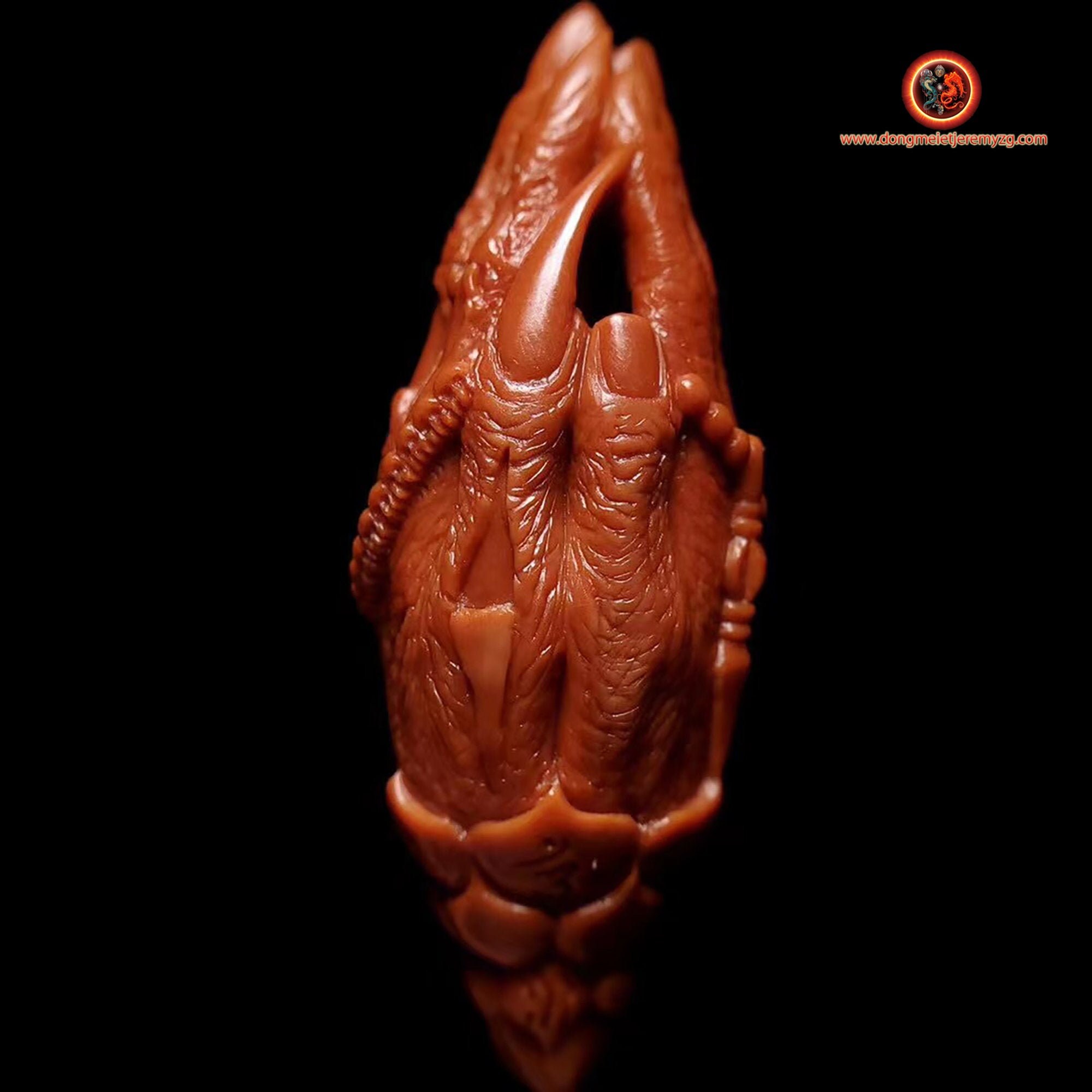 Mains de Bouddha en Prière avec Mala Noyau d'olive Sculpté Par Maitre Sculpteur Bouddhiste Pièce Uni