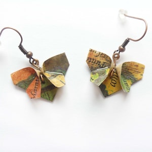Boucles d'oreilles origami papillons carte aux trésors tons marrons sable