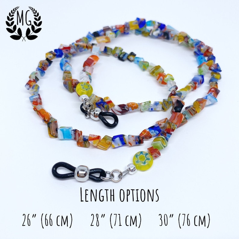 The glasses chain has three length options: 26", 28", or 30".