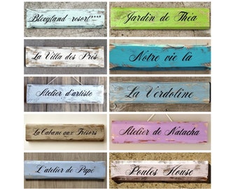 Wooden sign board for customizable wall decoration