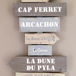3-color wooden arrow panel for customizable wall decoration mastic taupe gris