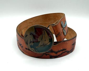 Vintage 1977 Indiana Metal Craft Brass Buckle Painted Tooled Leather Belt