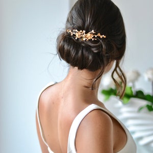 Peigne boheme, mariée, fleurs, branche, feuilles, or, dorée, couronne, accessoire, cheveux, bijou, mariage, romantique, féerique, cheveux image 4