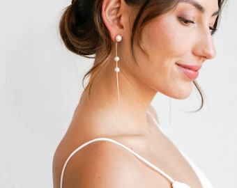 Daphne - Thin dangling earrings, civil wedding jewel, simple refined accessory minimalism natural pearls modern bride