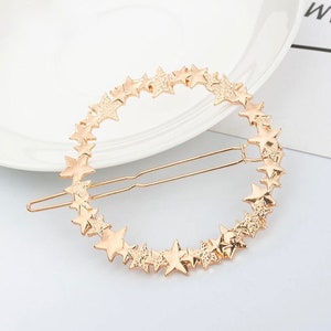 Minimalist circle star barrette, Hair jewel, gold, silver clip, circular ring. Thin, boho, shiny, simple accessory.
