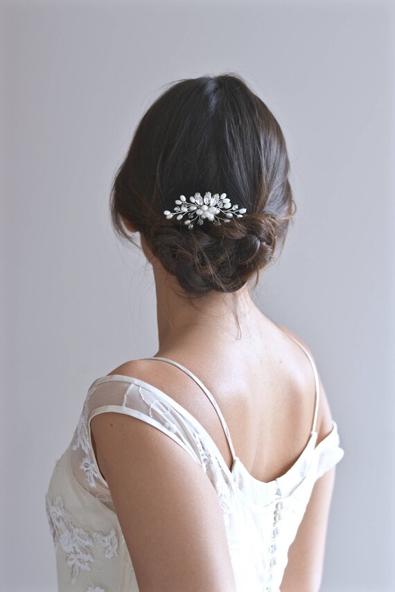 Peigne mariage bijou de tete chignon pic a cheveux de perles cristaux. Accessoire boheme delicat romantique feerique. Coiffure mariee Etsy France