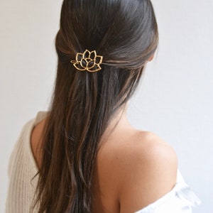 Hair clip lotus comb, clip, gold bridesmaid flower, wedding, bride Head jewel gold hair accessory, romantic, minimalist image 3