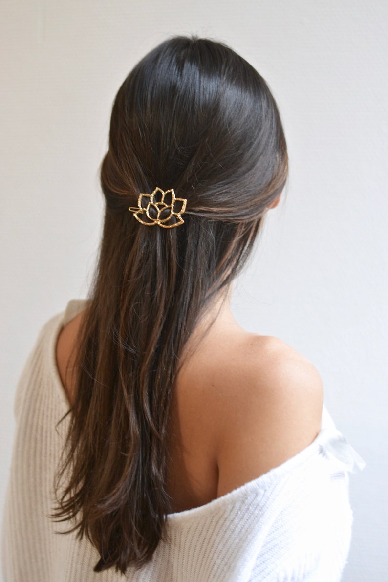 Hair clip lotus comb, clip, gold bridesmaid flower, wedding, bride Head jewel gold hair accessory, romantic, minimalist image 3