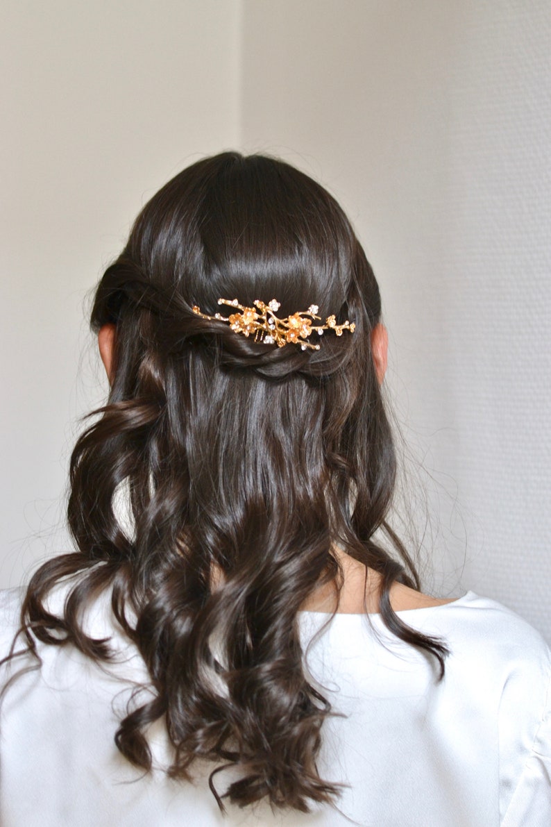 Peigne boheme, mariée, fleurs, branche, feuilles, or, dorée, couronne, accessoire, cheveux, bijou, mariage, romantique, féerique, cheveux image 6