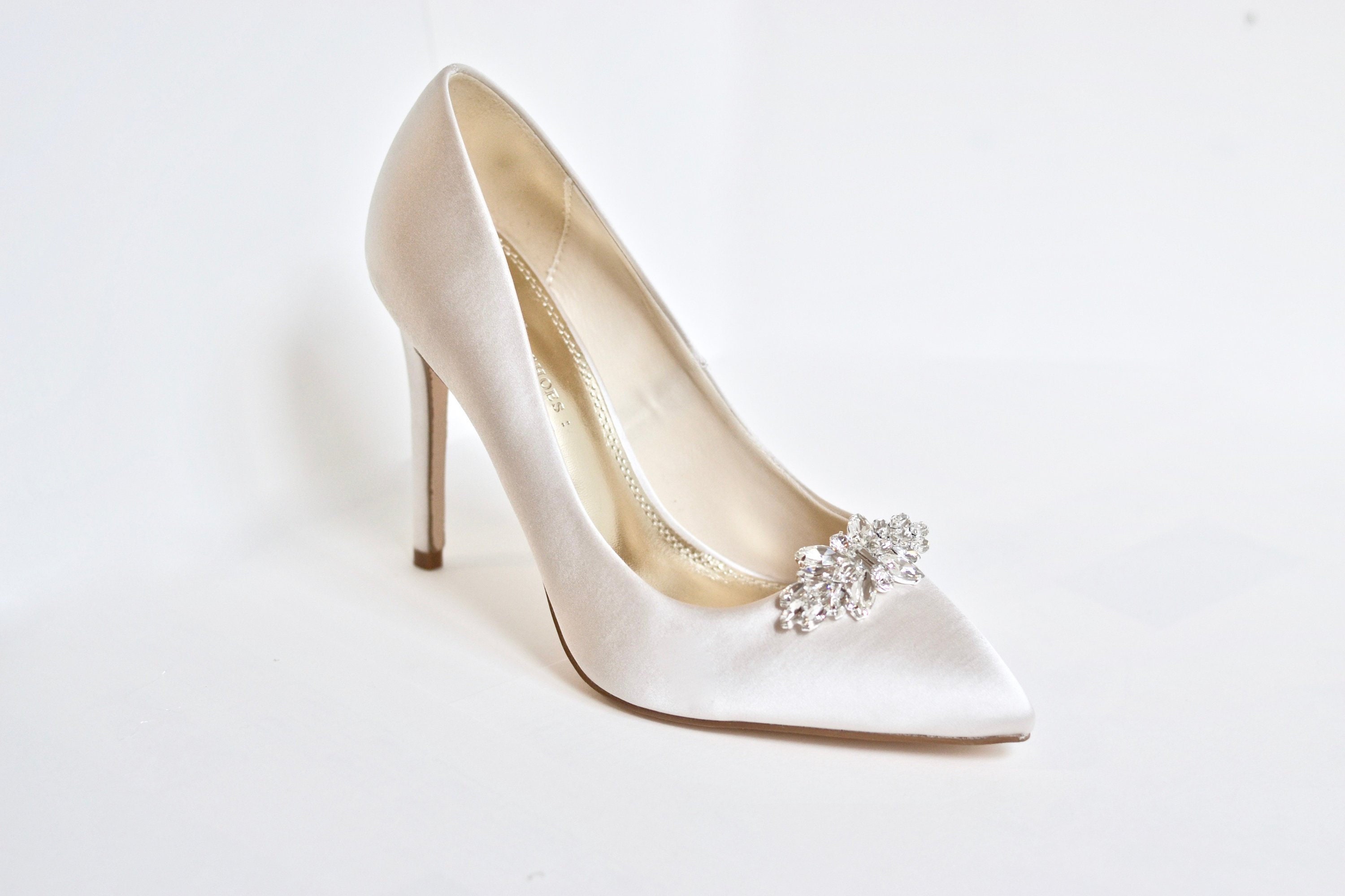 Pair of shoe clips, wedding, bridal accessories, party heel clips, gold rhinestone flower, romantic, bridesmaids, silver