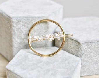 Barrette, minimalist, pearl, white, circle, gold. golden, pliers, circular, ring, boho, minimalist, geometric, wedding, modern