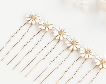 Set of 3 wedding head jewel hair sticks, bridal bun pick. Flower, white daisy. romantic bohemian