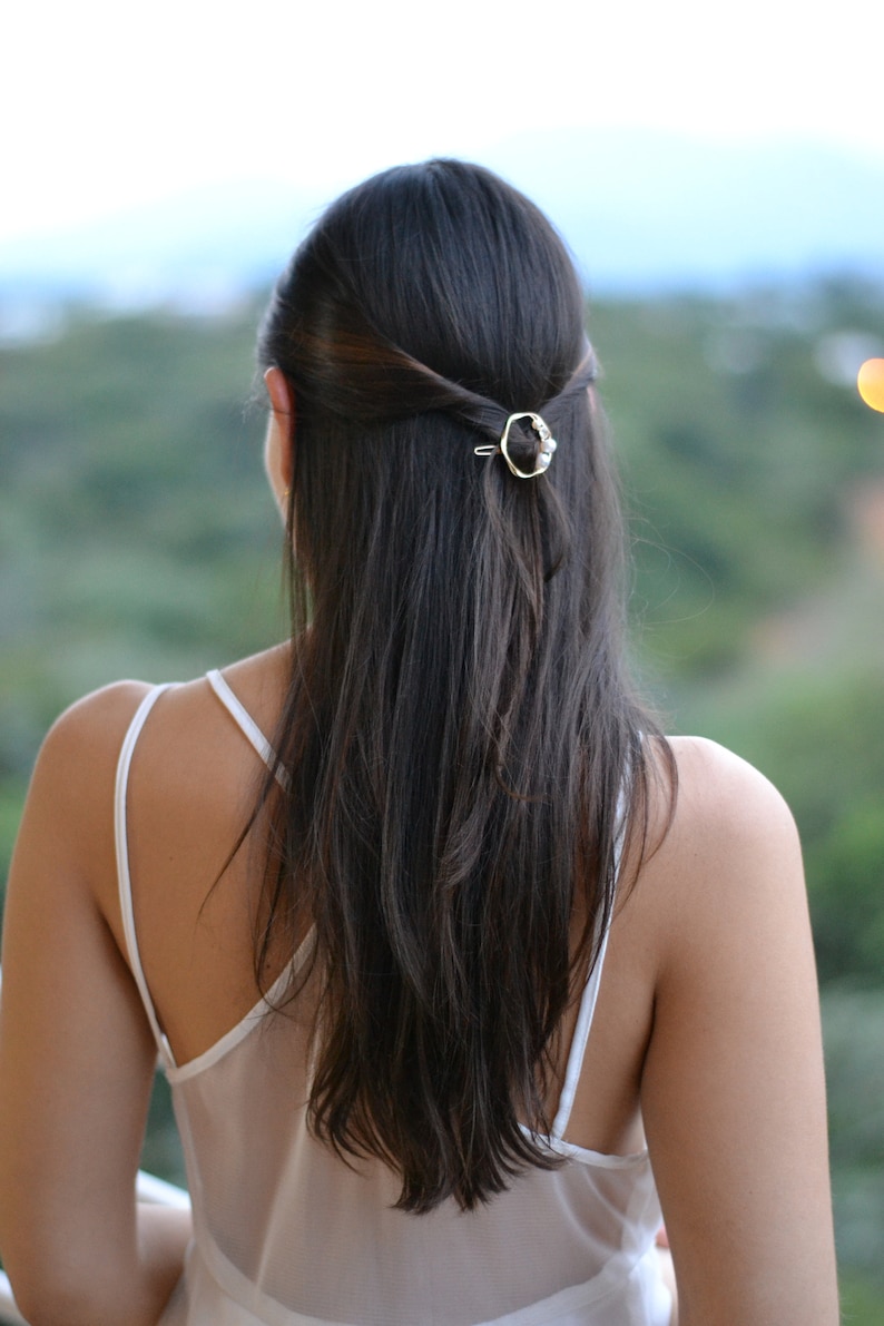 Barrette minimaliste perle, petit cercle torsadé or argent, pince, circulaire anneau doré, bohème, simple, minimaliste, géométrique mariage image 4