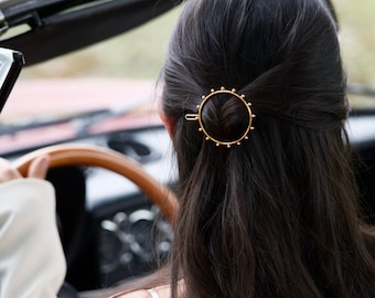 Sun circle luxury minimalist barrette. Hair jewel, golden, silver clip, circular ring. Accessory, refined, boho, minimalist