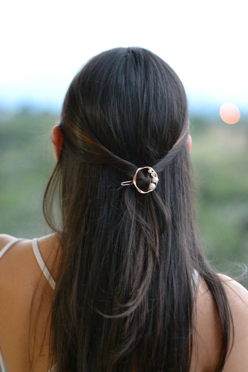 Barrette minimaliste perle, petit cercle torsadé or argent, pince, circulaire anneau doré, bohème, simple, minimaliste, géométrique mariage image 5