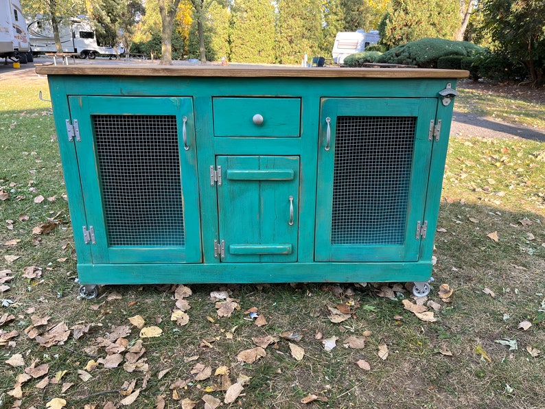 Kitchen Island, Kitchen Island With Storage. Solid Wood Farmhouse