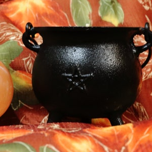 Cast Iron Cauldron Candle: 16oz Harvest Scented, Pentacle Design