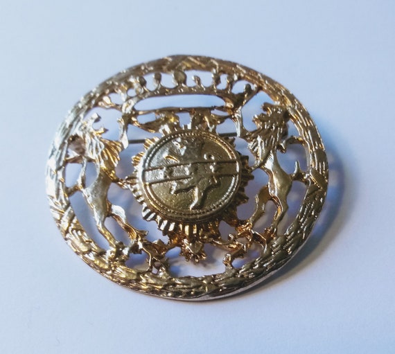 Heraldic 3 Royal Lions Circular Coat of Arms Crow… - image 7