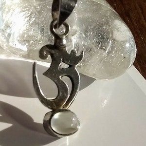 OM AUM Sacred Mantra Pendant Silver Pendant Charm Handmade Vintage