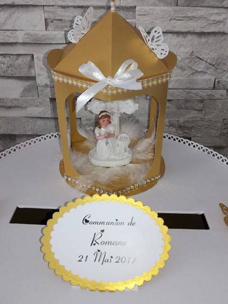 Sublime Urne pour communion , avec figurine , couleur or et blanc image 2