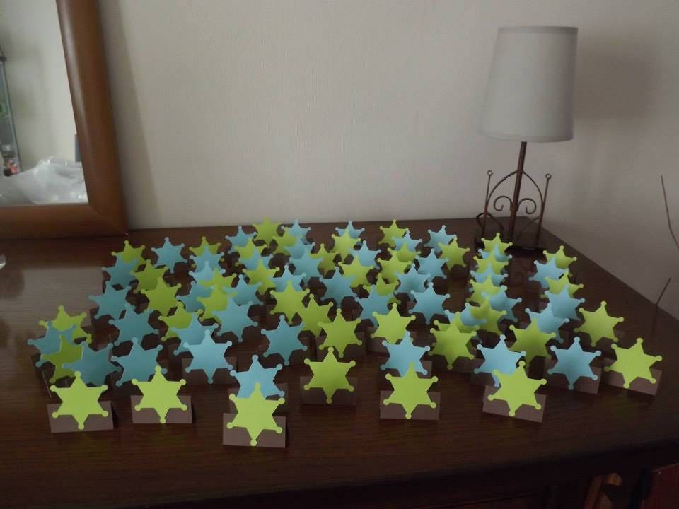 Lot de 15 Marque Place Thème Etoile Pour Anniversaire , Baptême Etc ..