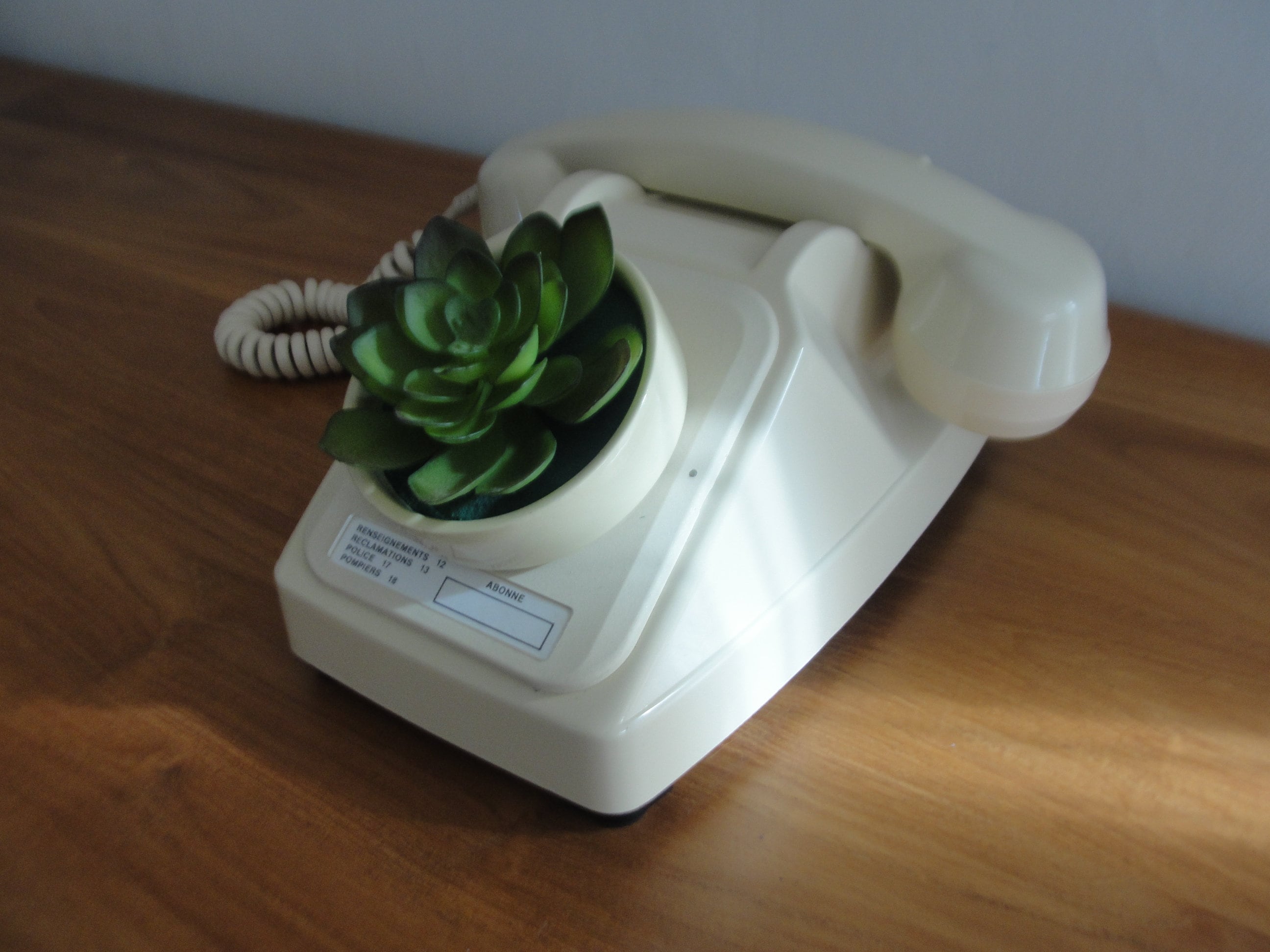 Objet Détourné Téléphone à Cadran Vintage Des Années 80