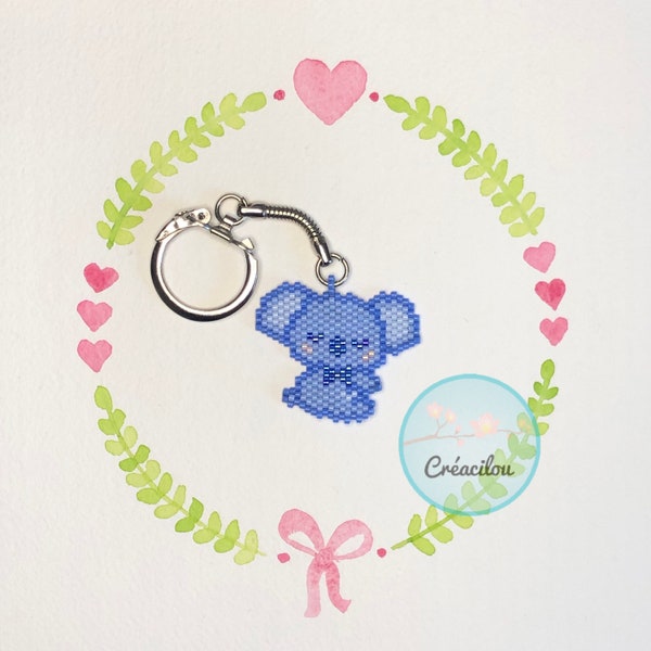 Porte-clés PETIT KOALA bleu mauve avec noeud papillon en perles Miyuki