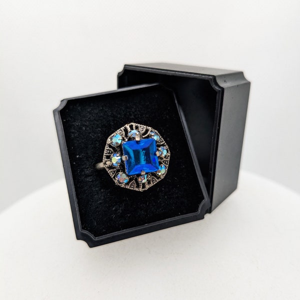 Superbe bague de cocktail bleue irisée des années 1960 * bague gemme bleue et irisée vintage * bague robe de costume bleu vintage * bague bleue