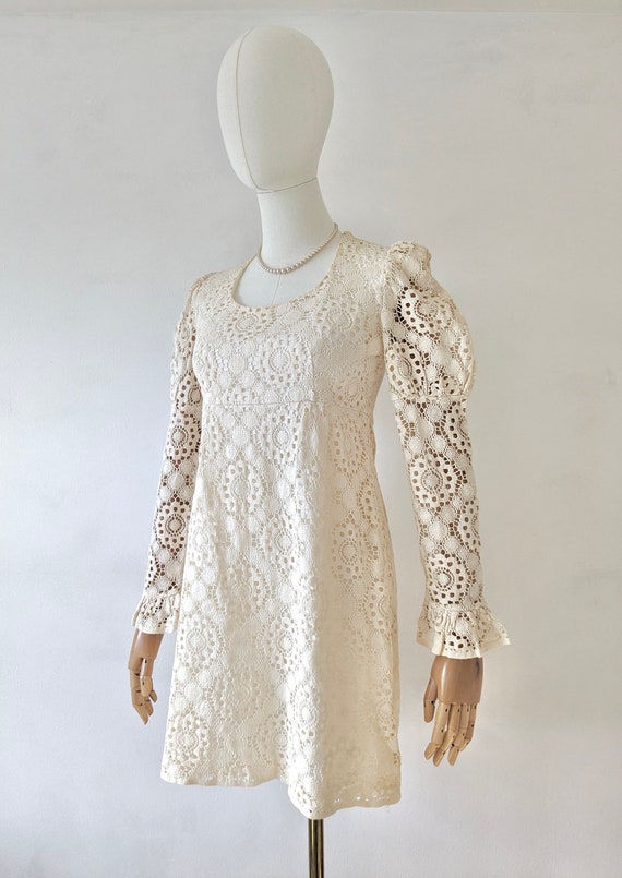 1960s Cream Lace Mini Dress * 1960s White Hippie … - image 4