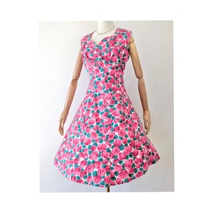 1950s Pink Rose Cotton Fit and Flare Sun Dress * Goodwood Revival 1950s Dress Size 14 * 1950s Volup Dress * Pin Up  1950s Pink Dress
