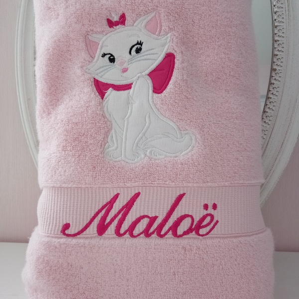 Serviette de bain bébé et prénom