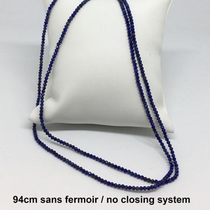 Halsband med små fasetterade lapis lazuli-stenar - 2 stängningar tillgängliga: glidspänne och karbinlås - långt halsband - choker - blå nylontråd