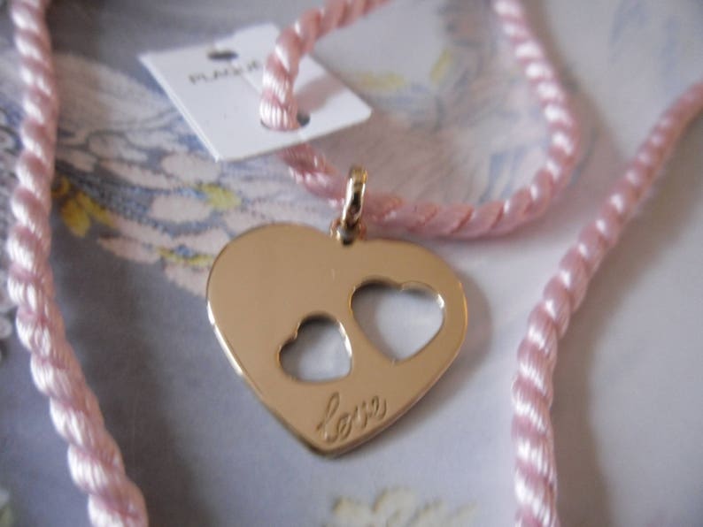 Mother's Day Pink Twisted pink satin cord necklace and gold-plated heart duo Spring Jewel image 8