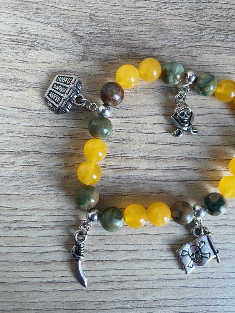 Bracelet féminin, breloques Pirates des Caraïbes, marin Perles jade et Rhyolite image 5