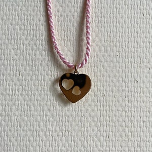 Mother's Day Pink Twisted pink satin cord necklace and gold-plated heart duo Spring Jewel image 5