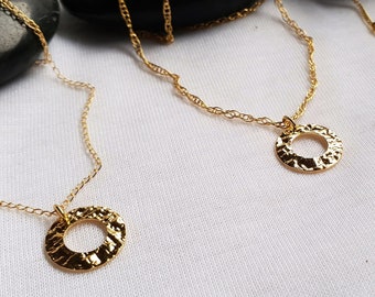 Necklace CASSINI hammered medal & gold plated chain filled gold filled