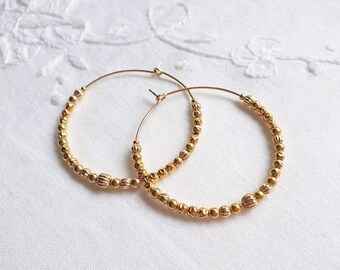 MYRIADE hoop earrings with 14 carat gold filled pearls and gold earrings by Myo Jewel